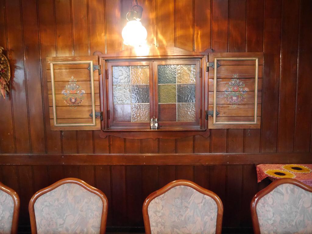 Hotel Zur Sonne コットブス エクステリア 写真